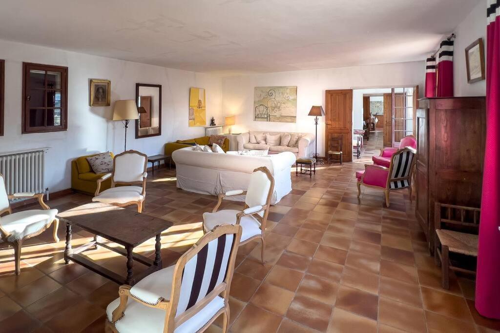 Mas De Charme En Pleine Camargue Villa Saint-Gilles  Ngoại thất bức ảnh